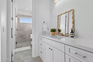 3906 E Crittenden Ln, Phoenix, AZ 85018 - Photo 44