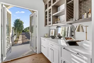 3906 E Crittenden Ln, Phoenix, AZ 85018 - Photo 28