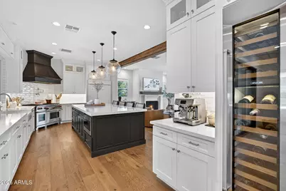 3906 E Crittenden Lane, Phoenix, AZ 85018 - Photo 14