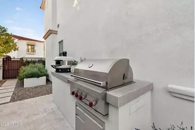 3906 E Crittenden Lane, Phoenix, AZ 85018 - Photo 58