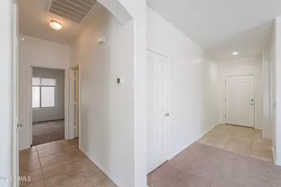 1581 E Desert Breeze Drive, Casa Grande, AZ 85122 - Photo 18