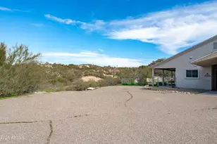 51224 N Mockingbird Rd, Wickenburg, AZ 85390 - Photo 28