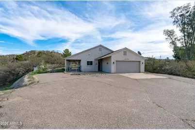 51224 N Mockingbird Road, Wickenburg, AZ 85390 - Photo 2