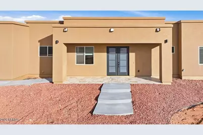 1260 S Angel Crest Drive, Cornville, AZ 86325 - Photo 2