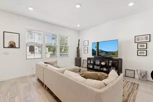 4077 S Sabrina Dr, Chandler, AZ 85248 - Photo 4