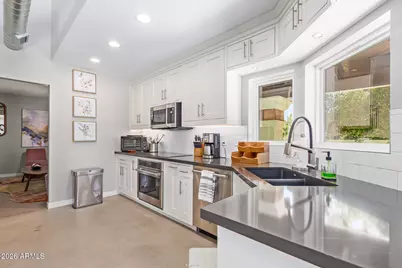 4655 E Monte Way, Phoenix, AZ 85044 - Photo 24