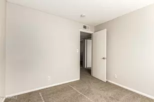 3758 W Eva St, Phoenix, AZ 85051 - Photo 18