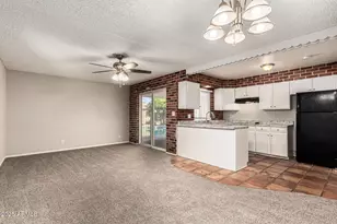 3758 W Eva St, Phoenix, AZ 85051 - Photo 10