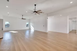 7860 E Davenport Dr, Scottsdale, AZ 85260 - Photo 14