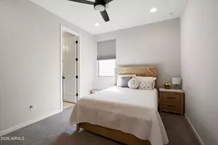 21627 N 59th Wy, Phoenix, AZ 85054 - Photo 14