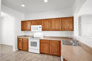 3698 E Janelle Ct, Gilbert, AZ 85298 - Photo 8