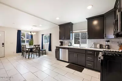 322 N 11th Place, Phoenix, AZ 85006 - Photo 4