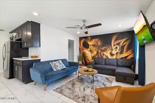 322 N 11th Pl, Phoenix, AZ 85006 - Photo 2