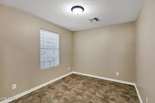 894 S Utilis Dr, Gilbert, AZ 85296 - Photo 22