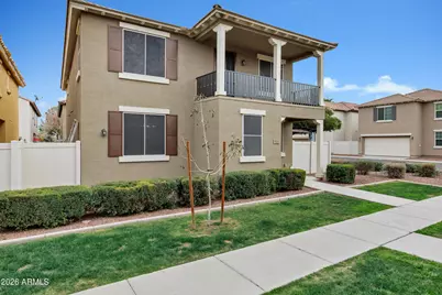 894 S Utilis Drive, Gilbert, AZ 85296 - Photo 2