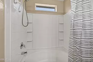 894 S Utilis Dr, Gilbert, AZ 85296 - Photo 28