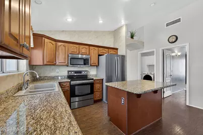 1052 W Morelos Street, Chandler, AZ 85224 - Photo 6