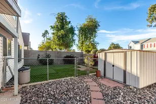 814 E Rockwell Dr, Chandler, AZ 85225 - Photo 30