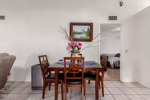 814 E Rockwell Dr, Chandler, AZ 85225 - Photo 12