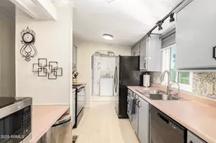 8401 N 67th Ave, Glendale, AZ 85302 - Photo 8