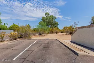 811 E Eugie Ave, Phoenix, AZ 85022 - Photo 22