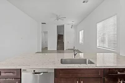 721 E Carol Avenue, Phoenix, AZ 85020 - Photo 10