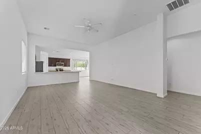 721 E Carol Avenue, Phoenix, AZ 85020 - Photo 2