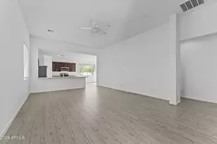 721 E Carol Ave, Phoenix, AZ 85020 - Photo 2