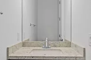 721 E Carol Ave, Phoenix, AZ 85020 - Photo 18