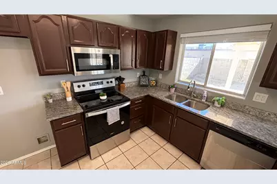 7413 W Eva Street, Peoria, AZ 85345 - Photo 8