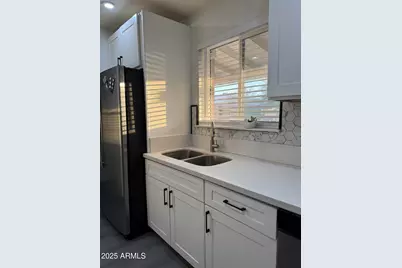 501 N 47th Place, Phoenix, AZ 85008 - Photo 4
