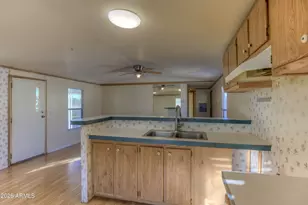 1325 W Silverlake Rd, Tucson, AZ 85713 - Photo 8