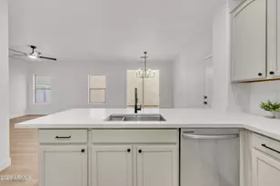 1029 S Cheshire Ln, Gilbert, AZ 85296 - Photo 24