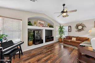 5339 W Kaler Cir, Glendale, AZ 85301 - Photo 6