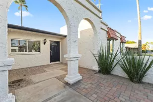 5245 E Acoma Dr, Scottsdale, AZ 85254 - Photo 4