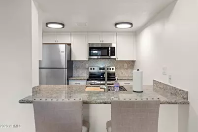 3033 E Devonshire Avenue #1018, Phoenix, AZ 85016 - Photo 8