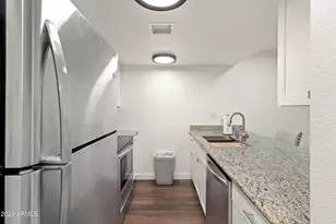 3033 E Devonshire Ave, Phoenix, AZ 85016 - Photo 6