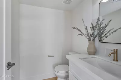 8538 E San Lorenzo Drive, Scottsdale, AZ 85258 - Photo 24