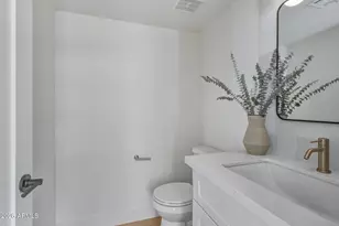 8538 E San Lorenzo Dr, Scottsdale, AZ 85258 - Photo 24