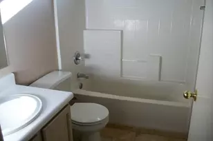 21817 N 40th Pl, Phoenix, AZ 85050 - Photo 6