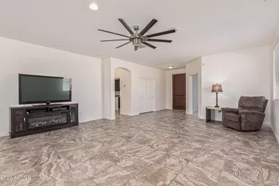 32187 N Royce Road, San Tan Valley, AZ 85144 - Photo 6