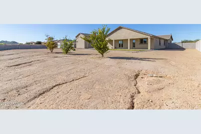 32187 N Royce Road, San Tan Valley, AZ 85144 - Photo 36