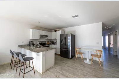 122 E Dewey Avenue, Coolidge, AZ 85128 - Photo 4