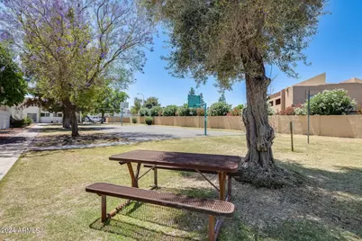 920 N 82nd Street #H203, Scottsdale, AZ 85257 - Photo 16