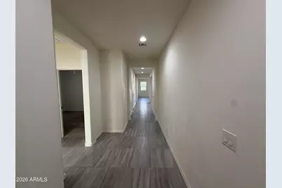 8716 E Navarro Avenue, Mesa, AZ 85209 - Photo 4