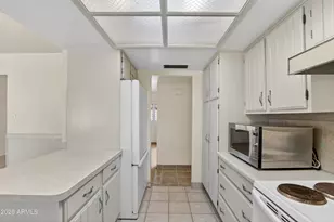 1708 W Sunnyslope Ln, Phoenix, AZ 85021 - Photo 14