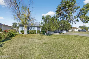 1708 W Sunnyslope Ln, Phoenix, AZ 85021 - Photo 10