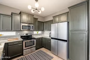 414 E Redwood Ln, Phoenix, AZ 85048 - Photo 4