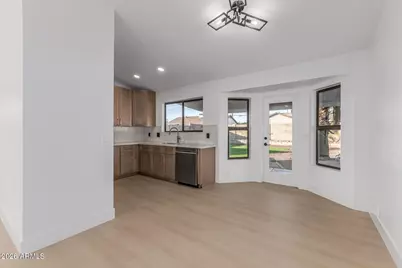 8938 W Echo Lane, Peoria, AZ 85345 - Photo 8