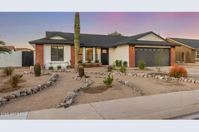 8938 W Echo Lane, Peoria, AZ 85345 - Photo 1